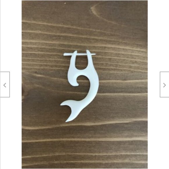 Garuda Natural Carved Dolphin Shape SINGLE Pierced Earring Made in Indonesia - Picture 2 of 4